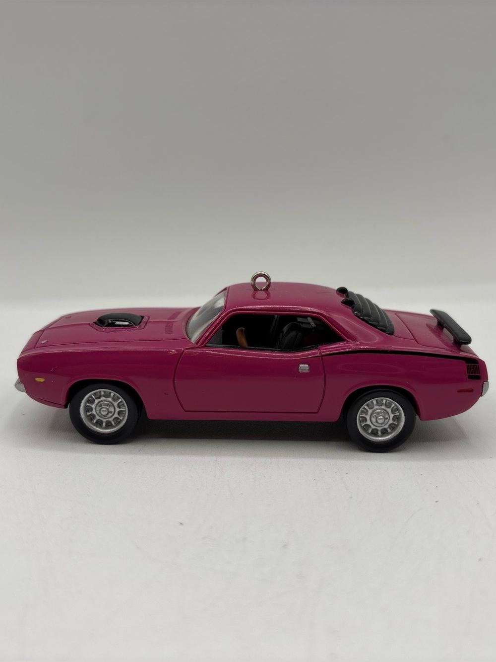 Hallmark Keepsake Ornament 1998 Vintage 1970 Plymouth Hemi Cuda 8th In Series